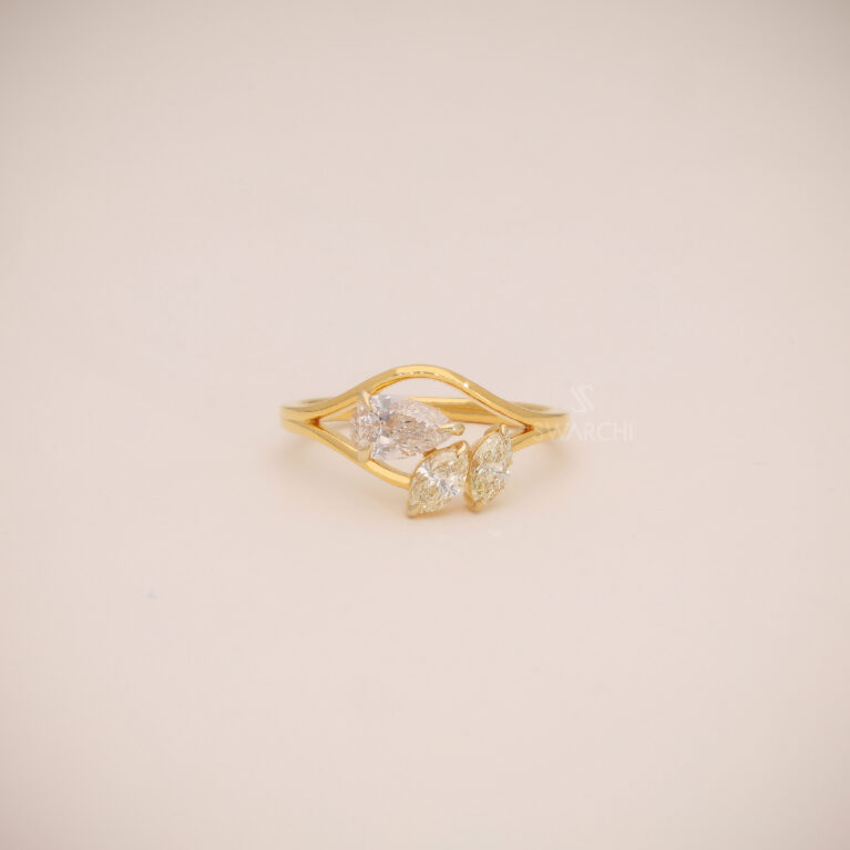 Floréa Trio Crest Ring