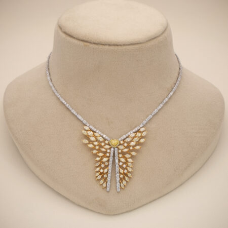 Élanora Aurevia Necklace