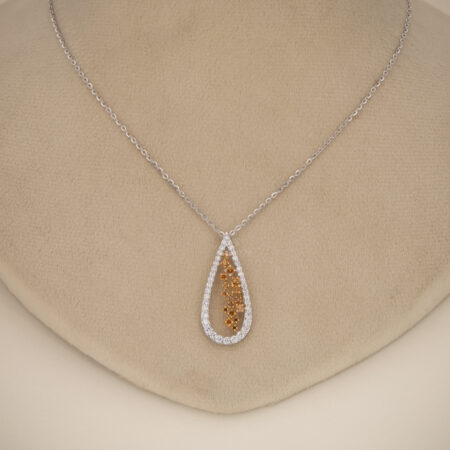 Liréa Amberveil Pendant