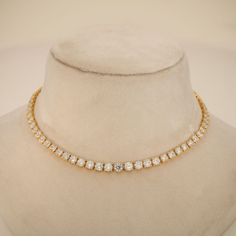 AUREVIA CLASSIQUE Necklace