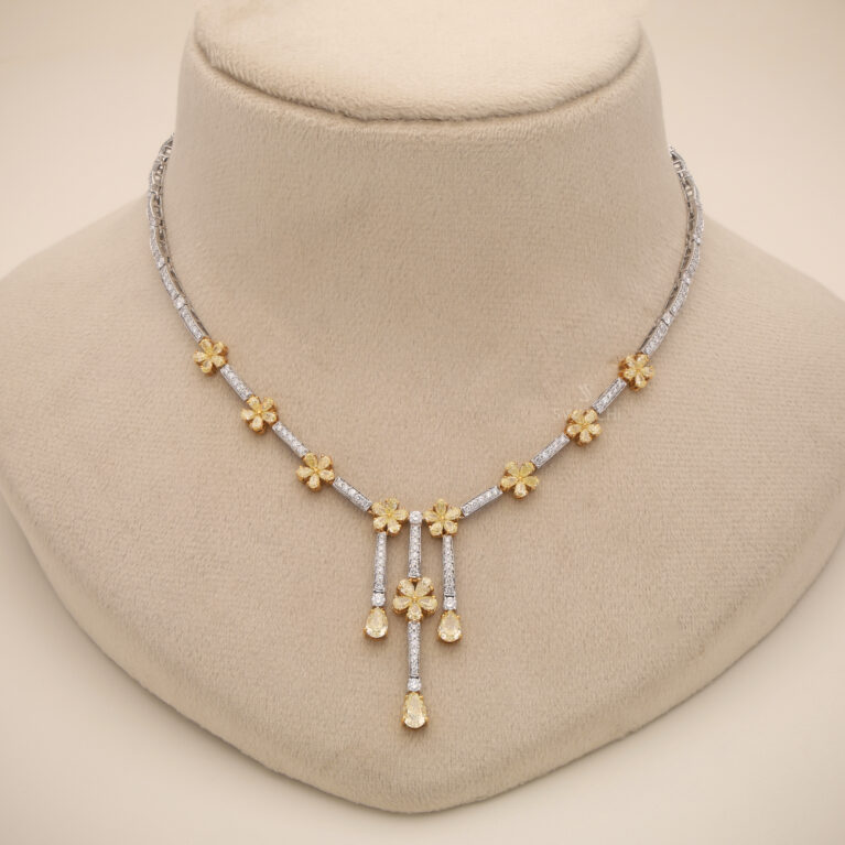 PROVENCE PETAL Necklace