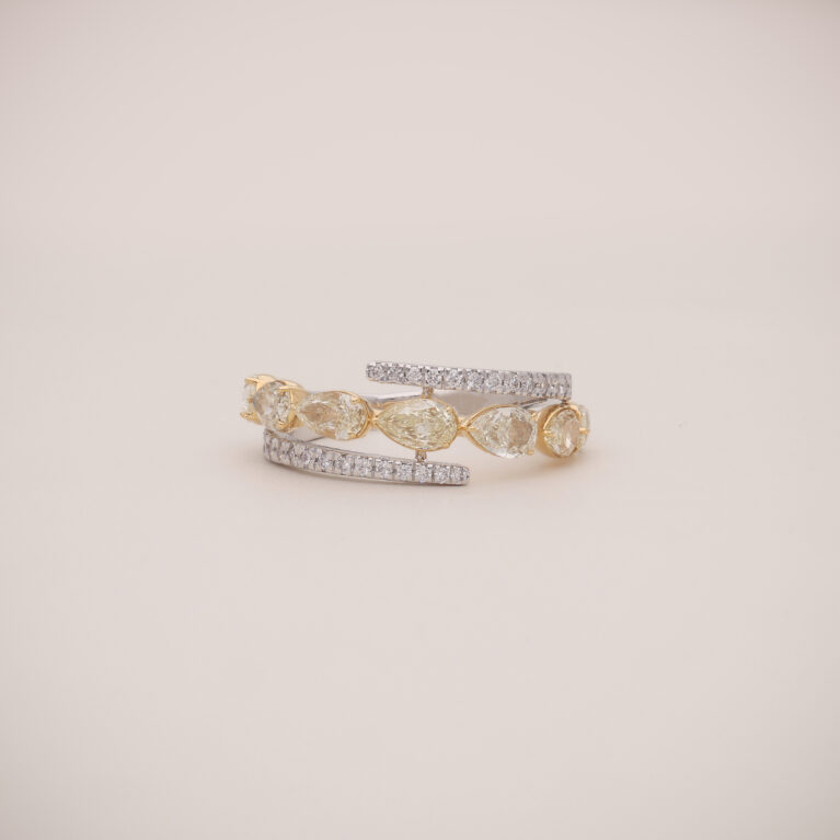 AURELIA VINE Ring