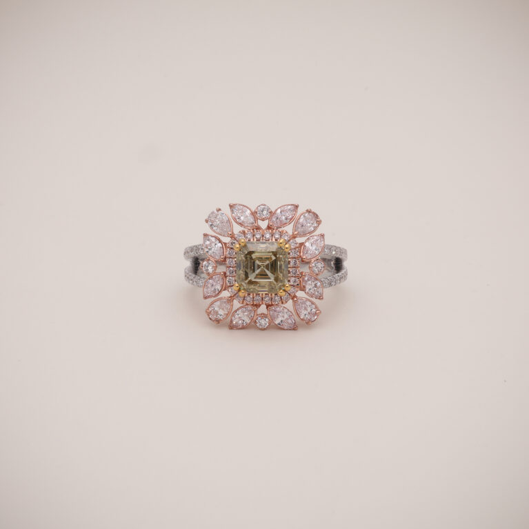 AURELIA BLOSSOM ÉCLAT RING